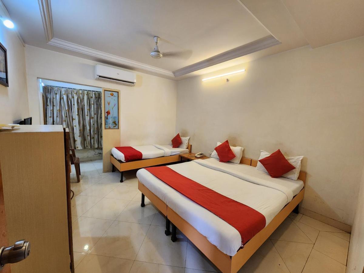 Hotel Kalasai Shirdi Rum bild